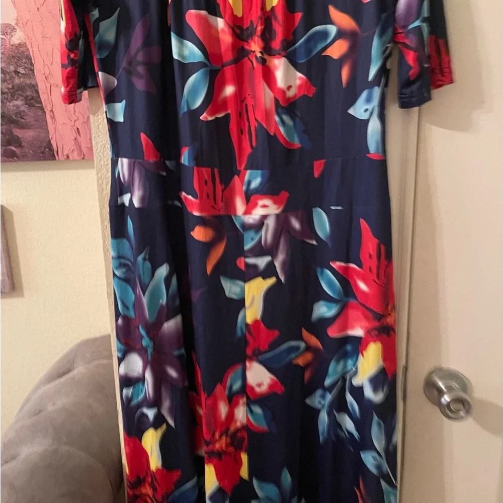 Plus Size Womens Floral Maxi Dress with skort size 2X pre-owned